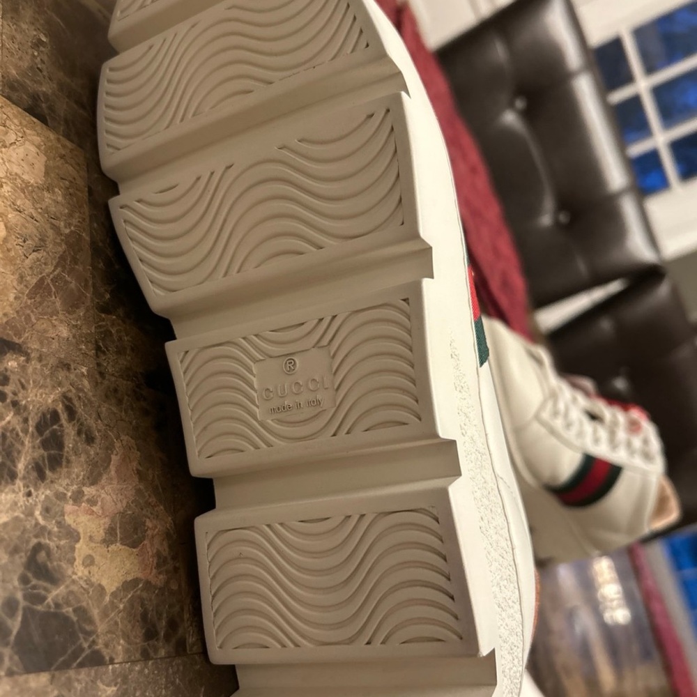 Gucci White Sneakers with Red and Green Stripes